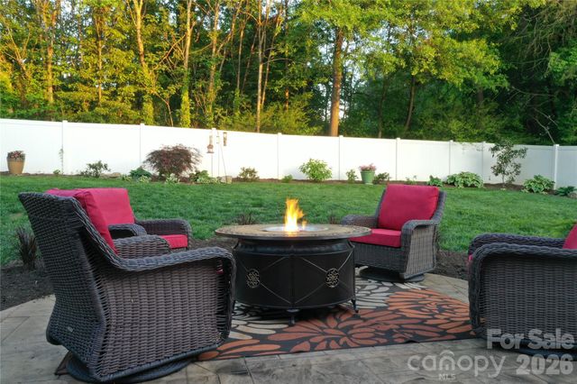406 5th Avenue NE, Conover, NC 28613