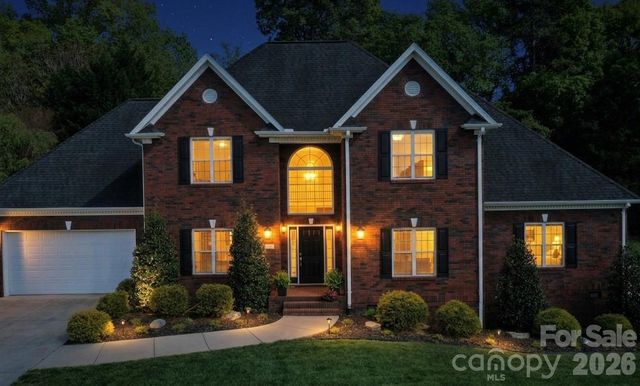 406 5th Avenue NE, Conover, NC 28613