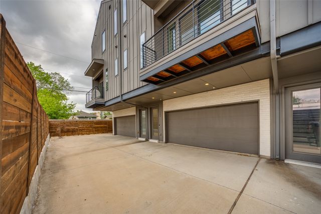 5515 Bryan Parkway 104, Dallas, TX 75206