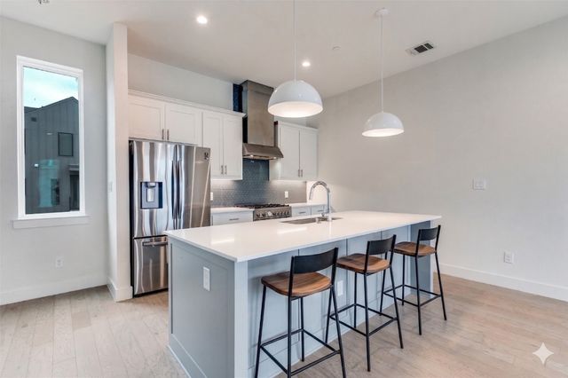 5515 Bryan Parkway 104, Dallas, TX 75206