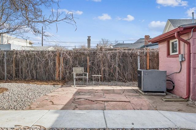 2747 Stout Street, Denver, CO 80205