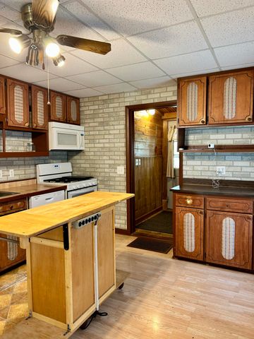 341 LINCOLN Avenue, Council Bluffs, IA 51503