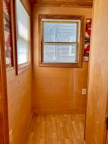 341 LINCOLN Avenue, Council Bluffs, IA 51503