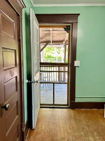 341 LINCOLN Avenue, Council Bluffs, IA 51503