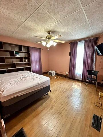 341 LINCOLN Avenue, Council Bluffs, IA 51503