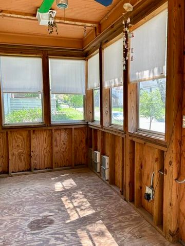 341 LINCOLN Avenue, Council Bluffs, IA 51503