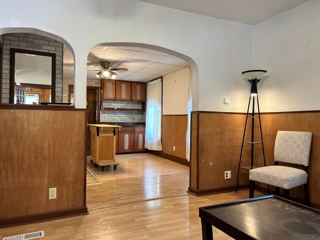 341 LINCOLN Avenue, Council Bluffs, IA 51503