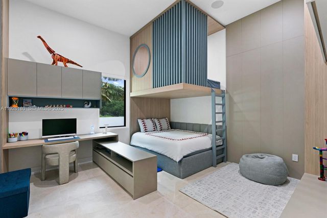 80 NW 129th Ave, Miami, FL 33182