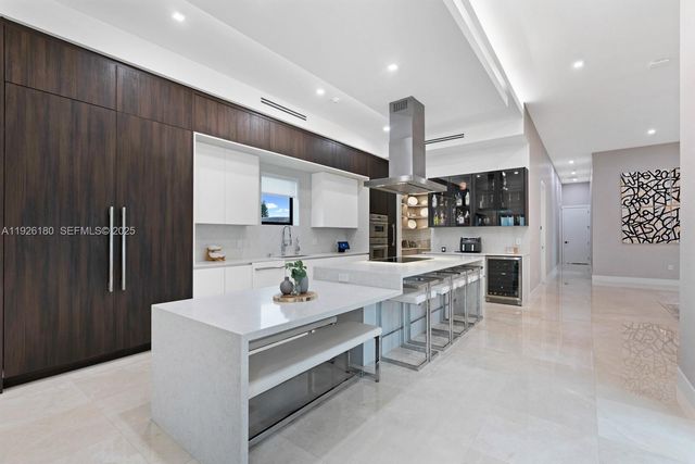 80 NW 129th Ave, Miami, FL 33182