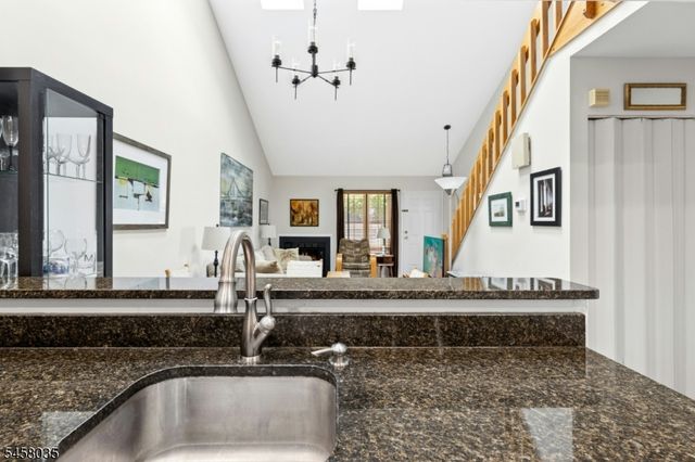 342 Greenbriar-6, Union Twp., NJ 07083