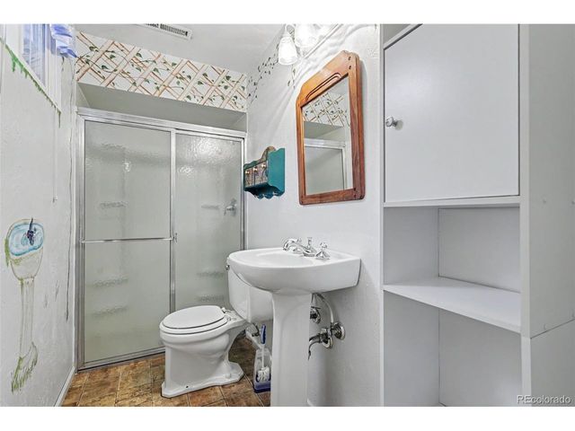 1011 N Chelton Rd, Colorado Springs, CO 80909