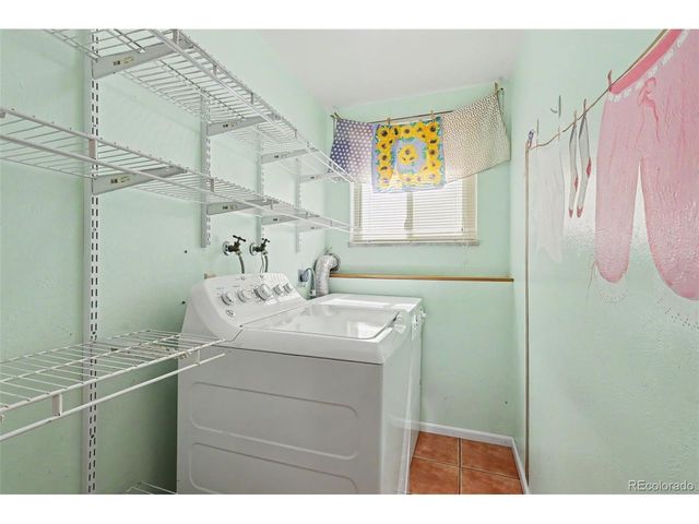 1011 N Chelton Rd, Colorado Springs, CO 80909