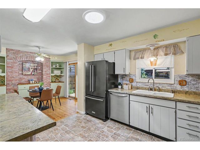 1011 N Chelton Rd, Colorado Springs, CO 80909