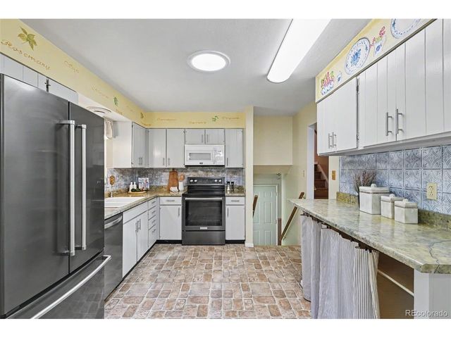 1011 N Chelton Rd, Colorado Springs, CO 80909
