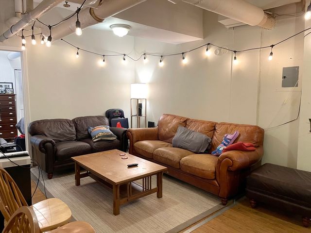 131 Park Dr G1, Boston, MA 02215