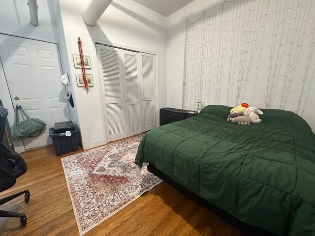 131 Park Dr G1, Boston, MA 02215