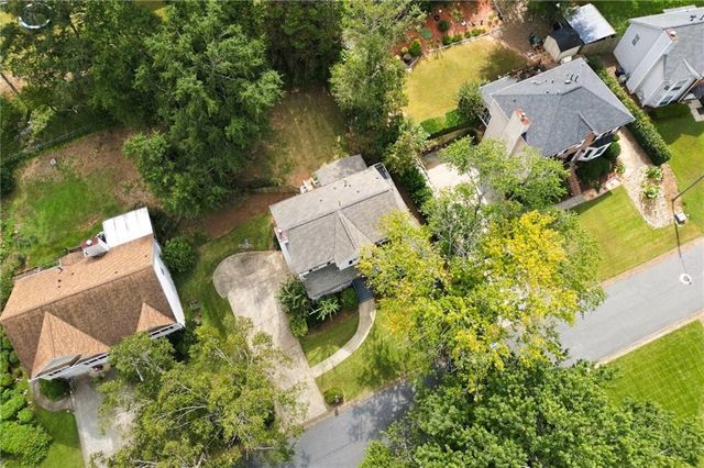 4758 Shallow Ridge Road NE, Kennesaw, GA 30144