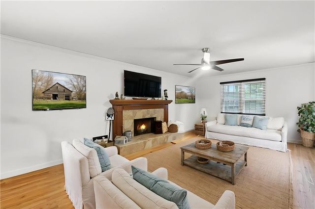 4758 Shallow Ridge Road NE, Kennesaw, GA 30144
