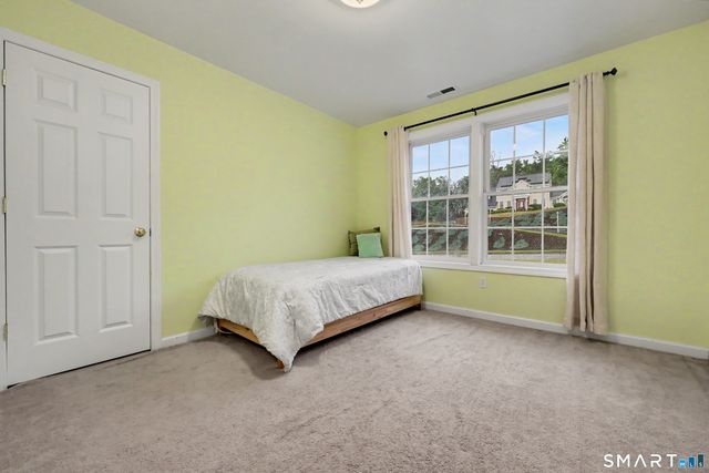 29 Evergreen Terrace, Seymour, CT 06483