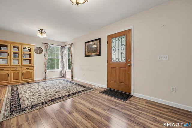 29 Evergreen Terrace, Seymour, CT 06483