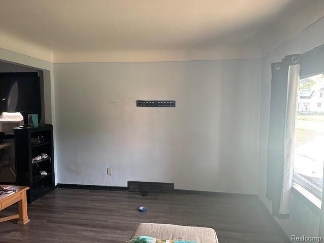 14101 Saratoga Street, Detroit, MI 48205