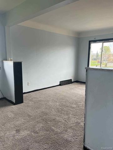 14101 Saratoga Street, Detroit, MI 48205