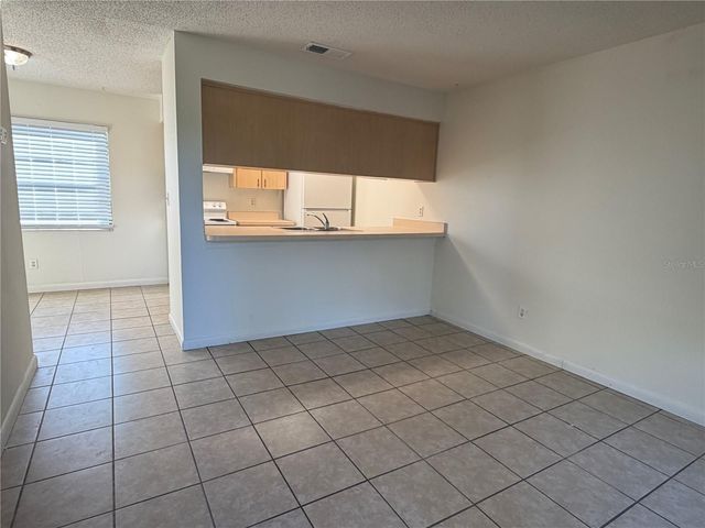 2117 CITRUS BOULEVARD 5, Leesburg, FL 34748