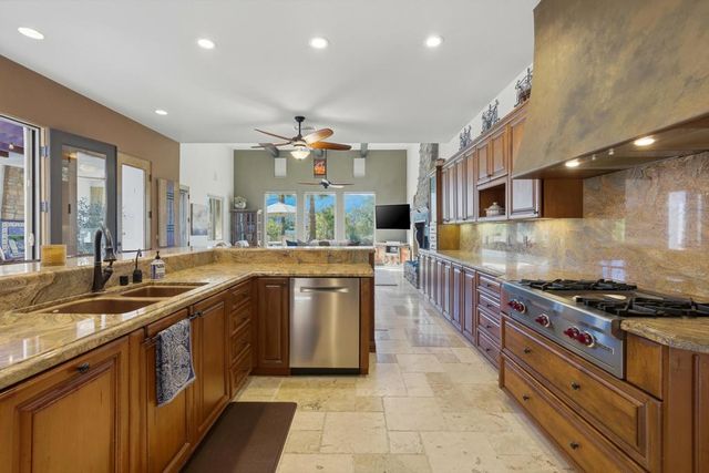 55495 Medallist Drive, La Quinta, CA 92253