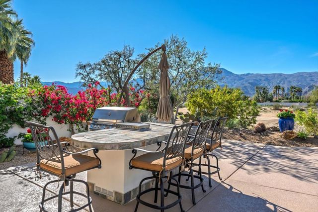 55495 Medallist Drive, La Quinta, CA 92253