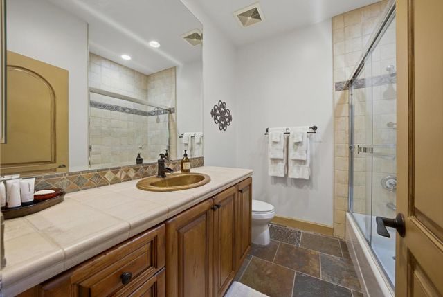 55495 Medallist Drive, La Quinta, CA 92253