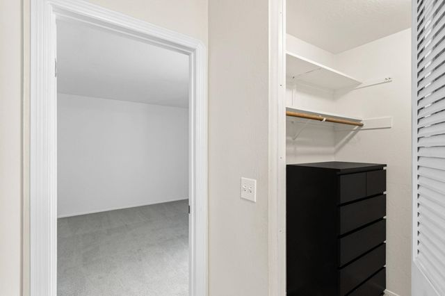 2562 2562 Walnut Blvd 68, Walnut Creek, CA 94596