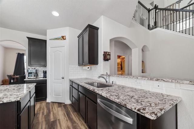 5195 Dry Hollow Drive, Alvin, TX 77511