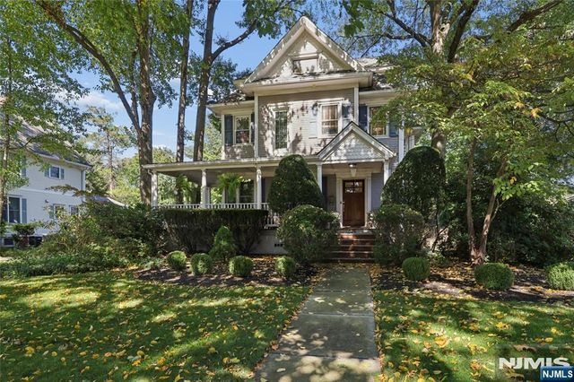 526 Oradell Avenue, Oradell, NJ 07649