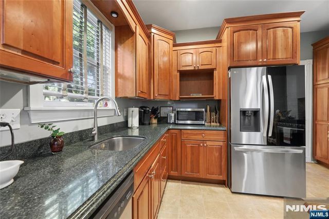 526 Oradell Avenue, Oradell, NJ 07649