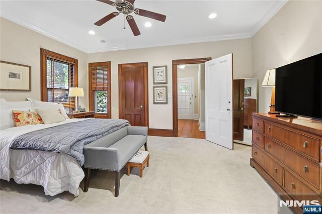 526 Oradell Avenue, Oradell, NJ 07649