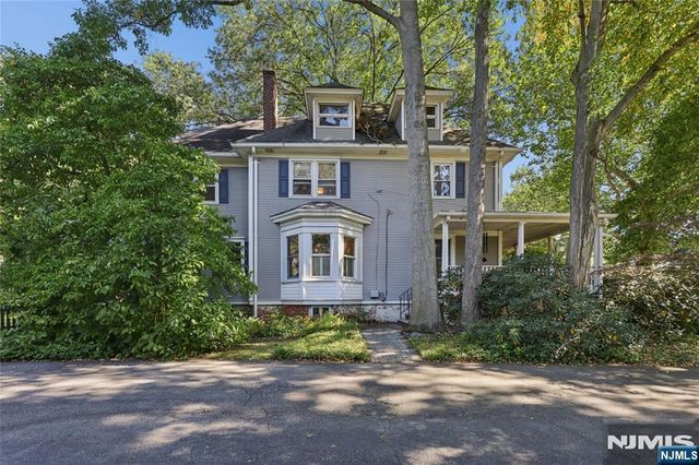 526 Oradell Avenue, Oradell, NJ 07649