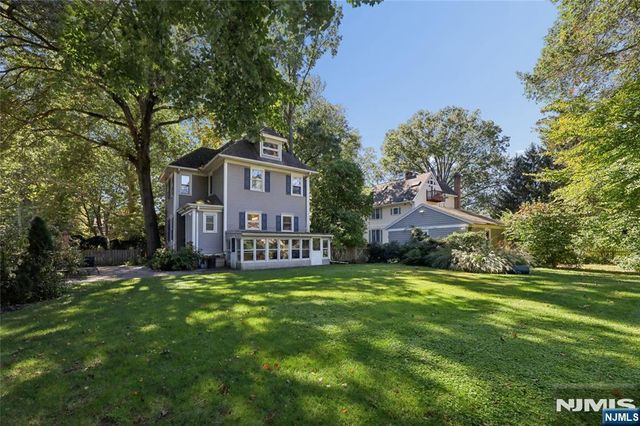 526 Oradell Avenue, Oradell, NJ 07649