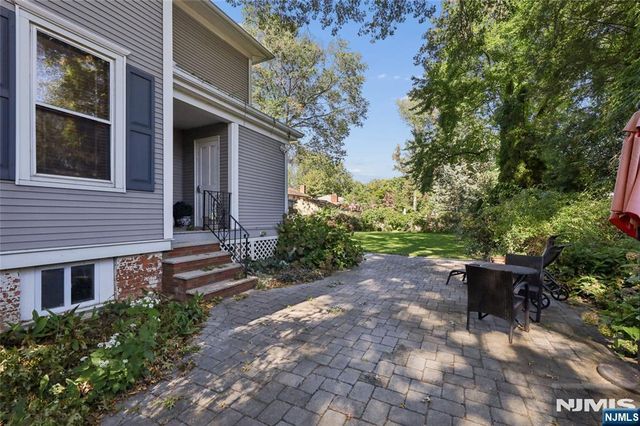 526 Oradell Avenue, Oradell, NJ 07649