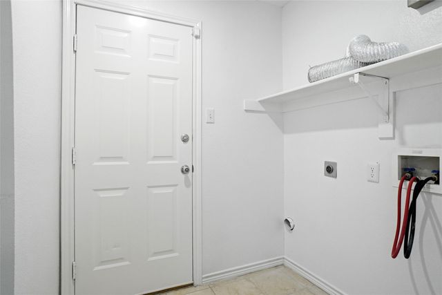 8105 Clipper Street, Frisco, TX 75035