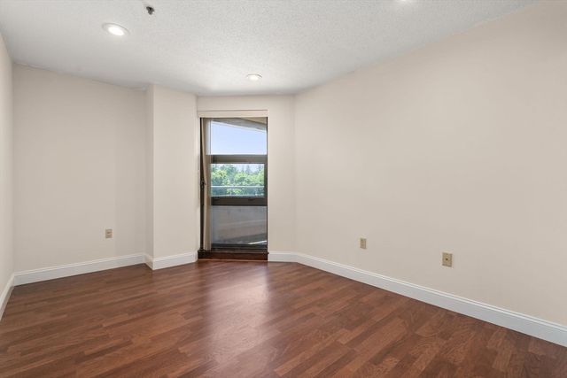 1 Adams 401, Quincy, MA 02169