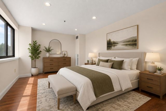 1 Adams 401, Quincy, MA 02169
