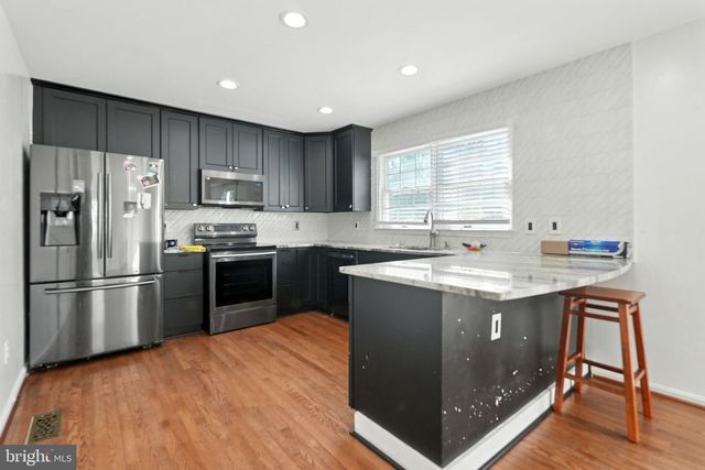 9317 HOBART ST, Springdale, MD 20774