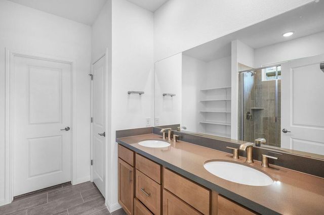 1725 Lorant LN, Pflugerville, TX 78660