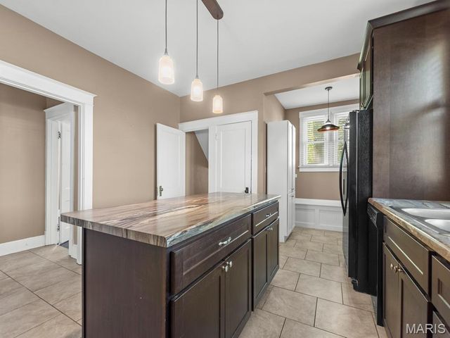 210 E Laurel Street, Millstadt, IL 62260