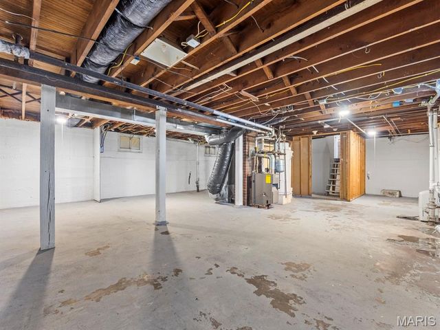210 E Laurel Street, Millstadt, IL 62260