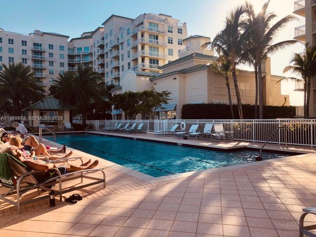 400 N Federal Hwy 215n 215N, Boynton Beach, FL 33435
