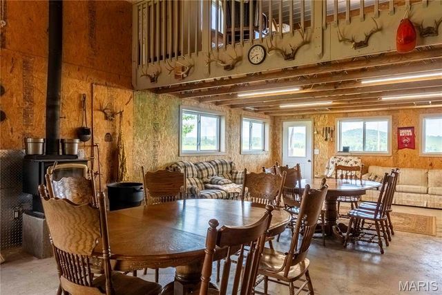 161 Van Booven Lane, Hermann, MO 65041