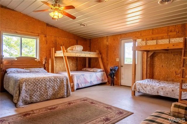 161 Van Booven Lane, Hermann, MO 65041