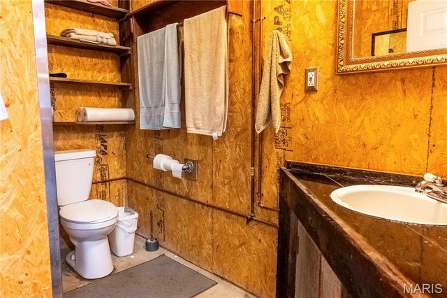 161 Van Booven Lane, Hermann, MO 65041