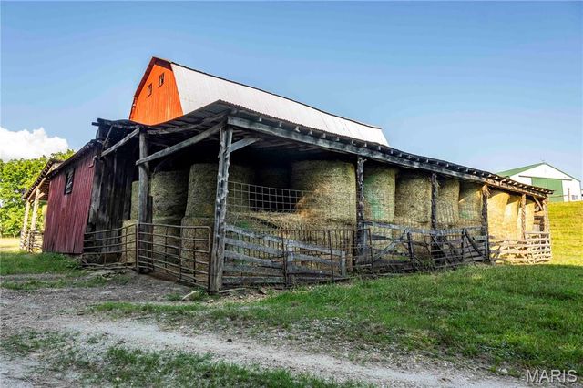 161 Van Booven Lane, Hermann, MO 65041